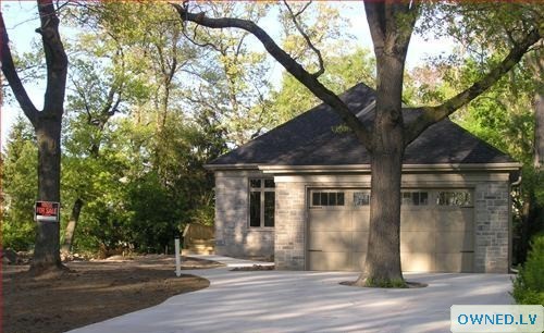 Garage tree fail!