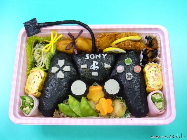 PlayStation 2 sushi