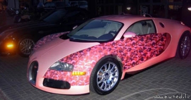 Pink Bugatti Veyron