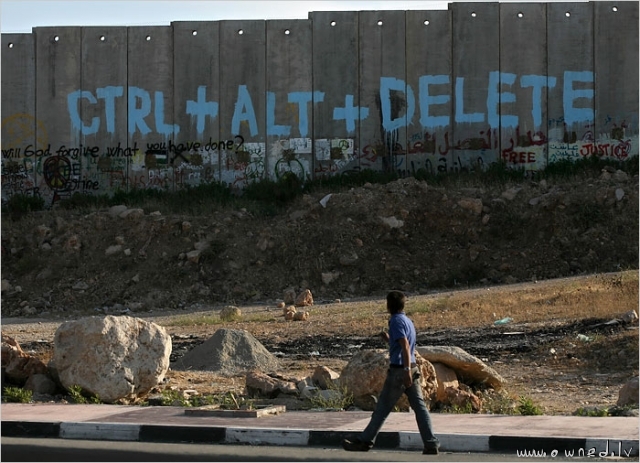 Ctr Alt Delete graffiti