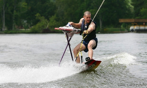 Extreme ironing