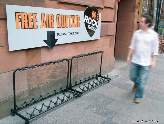 Free air guitar