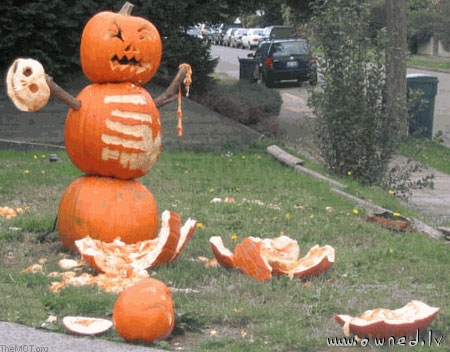 Mad pumpkin goes violent