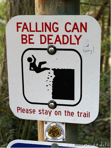 Falling can be deadly and funny !