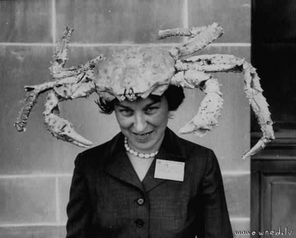 A crab hat